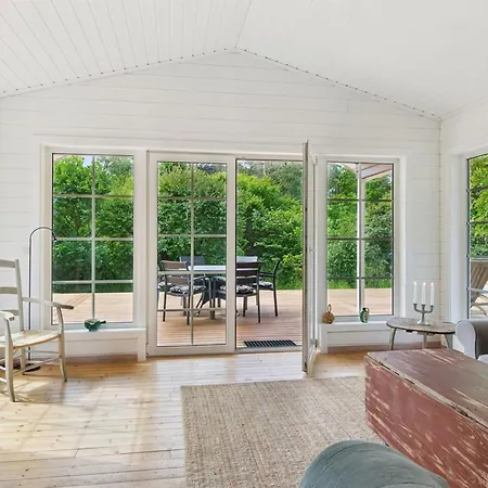 Semesterbostad Aiyana - 2-1km From The Sea By Interhome *
