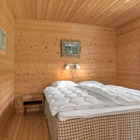 Aiyana - 2-1km From The Sea By Interhome *